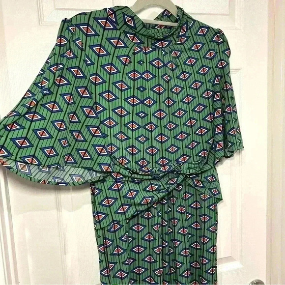 Jolie Moi Green Geometric Flowy Sleeve Midi Dress Women Size 14 EU 42 Cut Out - Picture 5 of 15